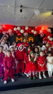 A warm, festive atmosphere and joyful moments from our Winter Recital at Music Stars Academy 🎶❄️
Happy Holidays to our wonderful students and families!#losangeles #dance #singing #vocal #sing