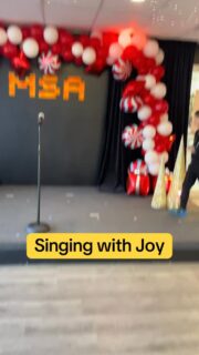 🎤 Singing classes at Music Stars Academy 🎶
Our vocal classes are filled with joy, confidence, and inspiration.
Microphones and the stage are available at every lesson, so students feel like real performers from day one.

We work on:
✨ vocal technique & breathing
✨ musical ear & intonation
✨ confidence and stage presence

From first notes to the stage ✨
Music Stars Academy — where voices grow and stars shine ⭐️ #losangeles #dance #singing #vocal #sing