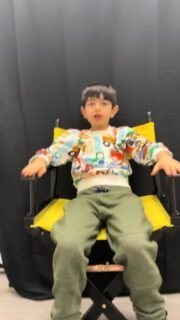 Acting class in front of the camera 📸
Lots of imagination, creativity, and so much fun along the way! 🎭✨
Our students are learning how to express themselves, build confidence, and shine on screen 🌟
Join us and let your child discover the magic of acting! 🎬 #losangeles #actor #acting #camera #video